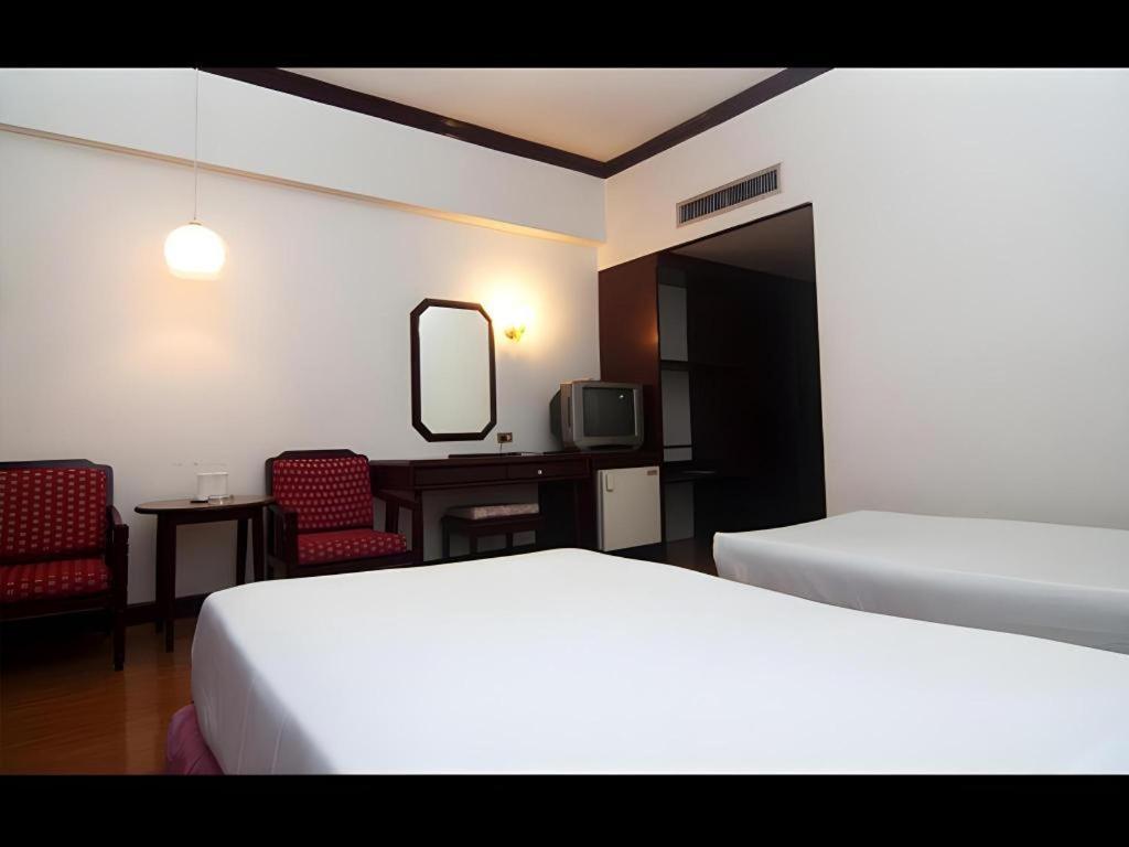 Florida Hotel Hat Yai Ngoại thất bức ảnh